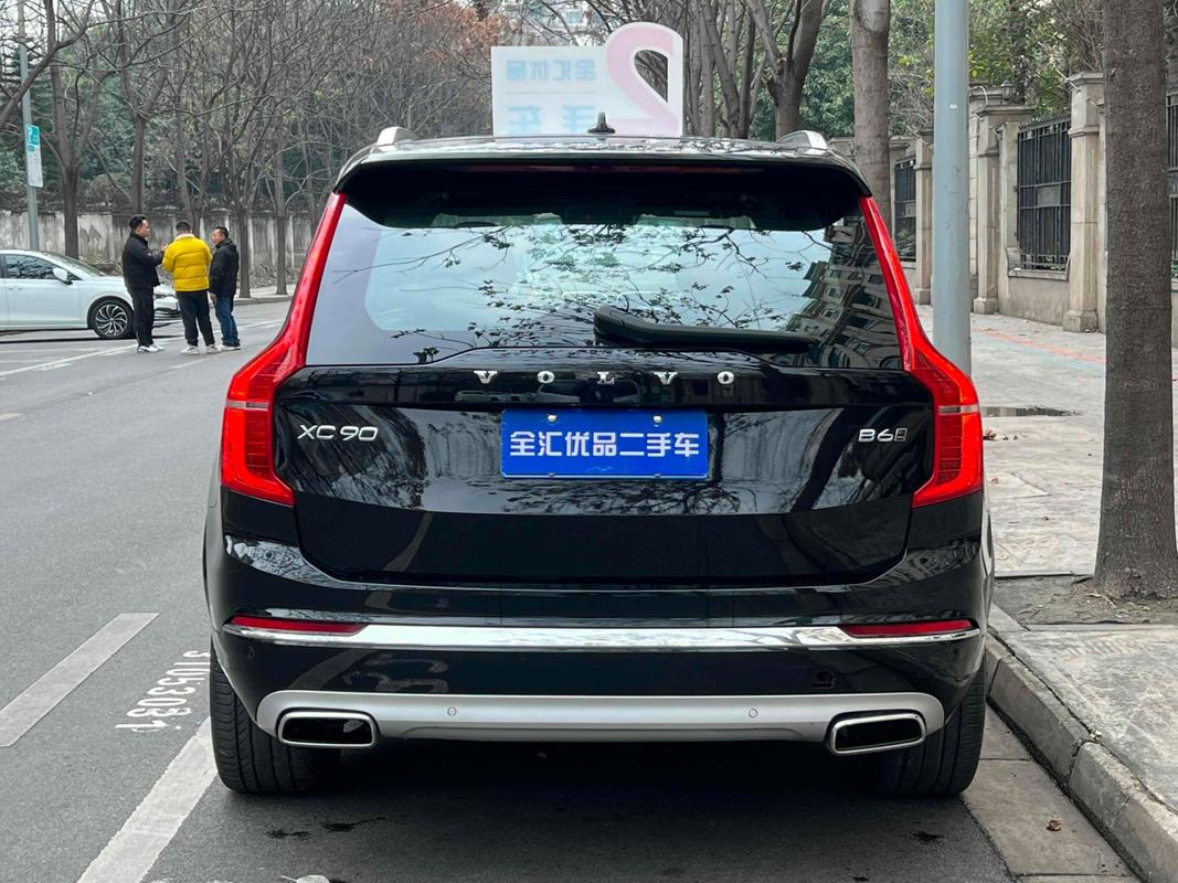 沃尔沃xc90的价格2021款车标,沃尔沃xc90车友会车标